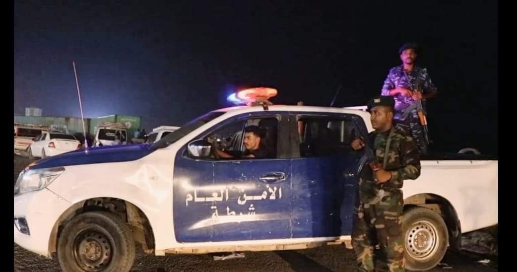 شرطة محافظة حضرموت الساحل تضبط متهم في قضية تهريب قطع غيار Image
