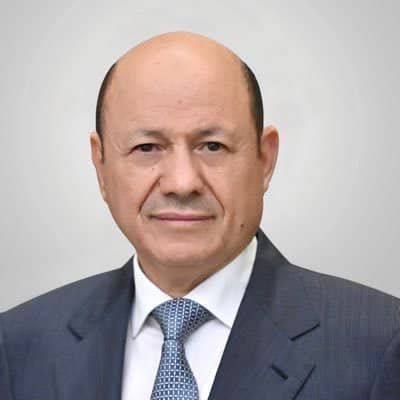 رئيس مجلس القيادة يكرم قوات الأمن الخاصة بمارب نظير جهودهم المتميزة Image