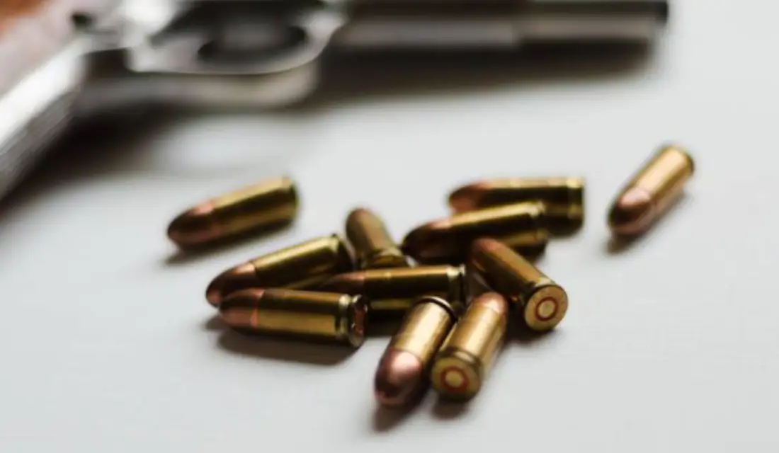 مقتل شخص وإصابة طفل على يد طفل في حادثة عبث بالسلاح بشيشان سيئون Image