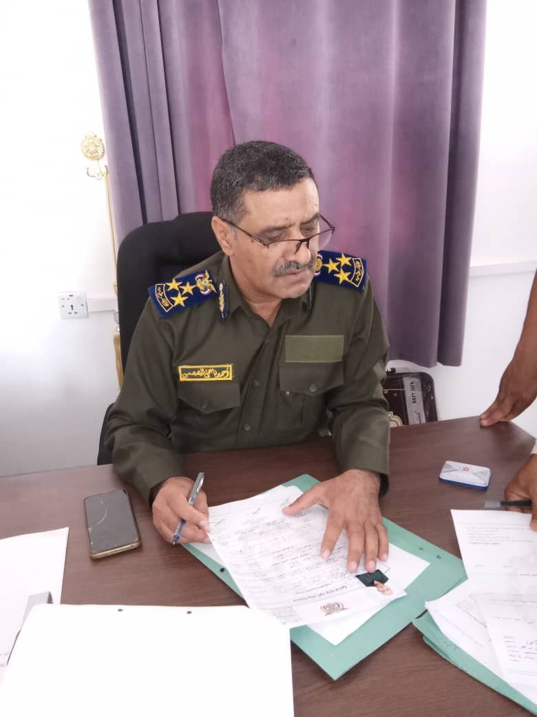 العميد الهيصمي البطاقة الألكترونية العسكرية انجاز جديد في وزارة الداخلية Image