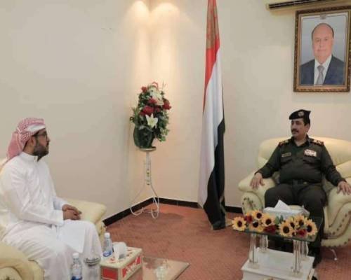 وزير الداخلية يلتقي بقائد تحالف دعم الشرعية بوادي حضرموت Image
