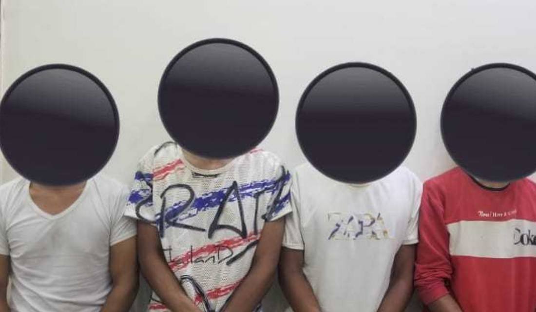 البحث الجنائي بالمهرة يحيل متهمين بوقائع اختطاف وسرقه بالإكراه إلى النيابة العامة Image
