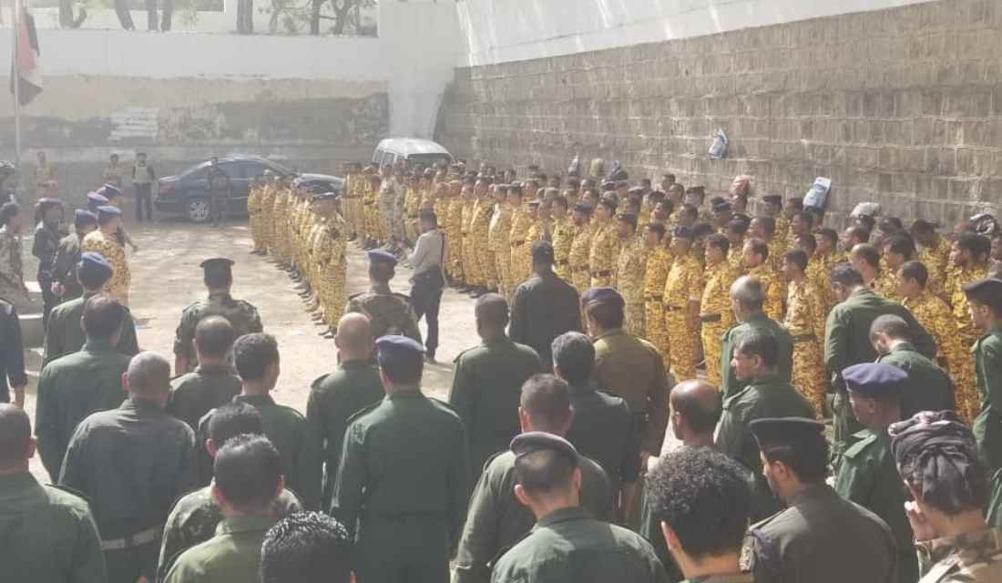 وكيل محافظة تعز لشؤون الدفاع والأمن يتفقد إدارة المنشآت وحماية الشخصيات Image