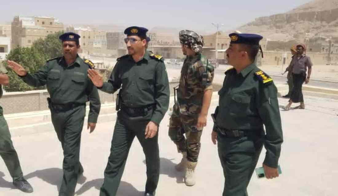 العميد العيدروس يتفقد التجهيزات الجارية لافتتاح المقر الجديد لشرطة شبام Image