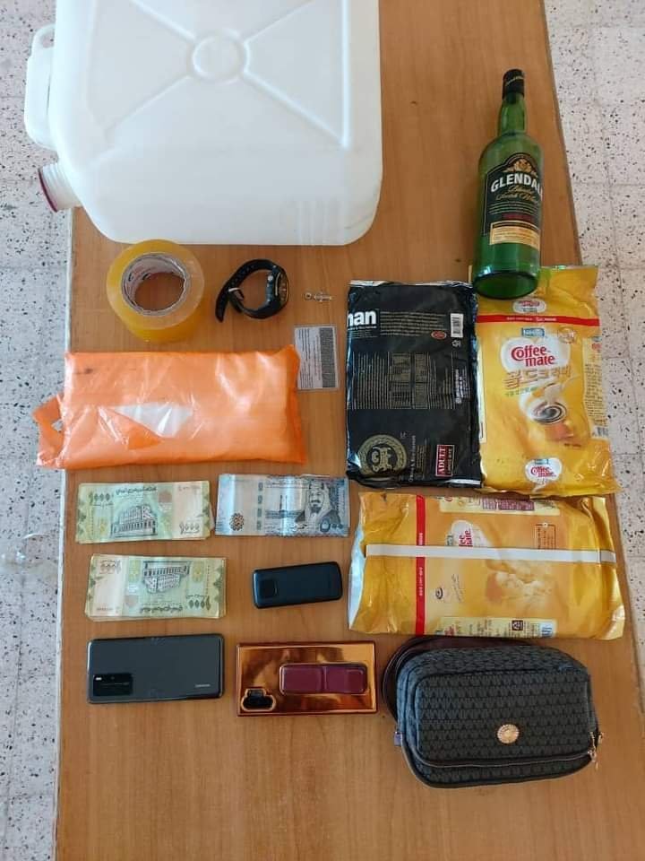 شرطة المهرة تضبط عصابة مكونة من أربعة أفارقة تروج مواد المخدرة Image