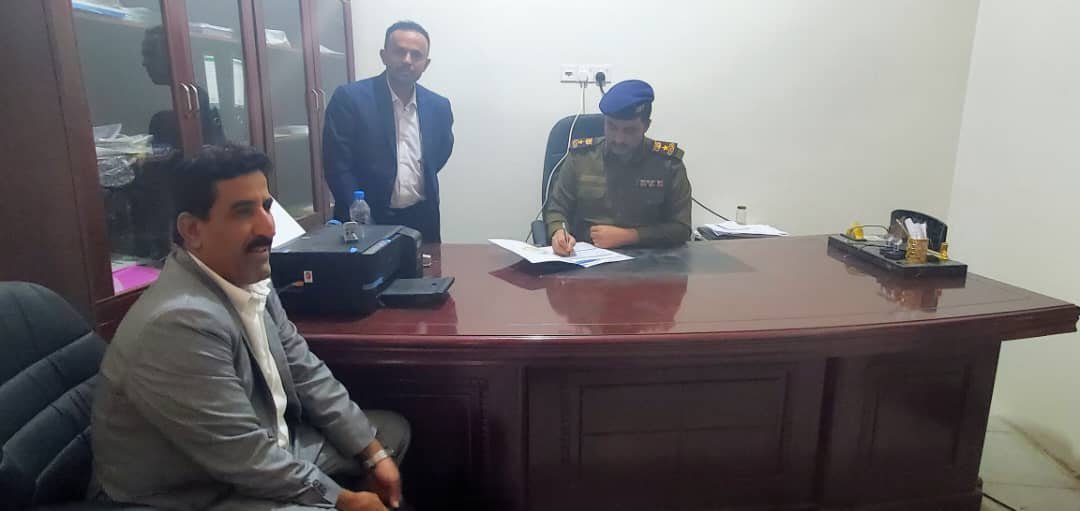 المكتب المتقدم لوزارة الداخلية بمأرب يدشن فتح حسابات بنكية لمنتسبي الوزارة Image