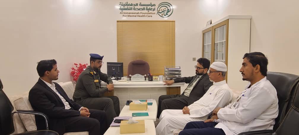 مدير عام مكافحة المخدرات يبحث مع مستشفى النهى بتريم أوجه الشراكة Image