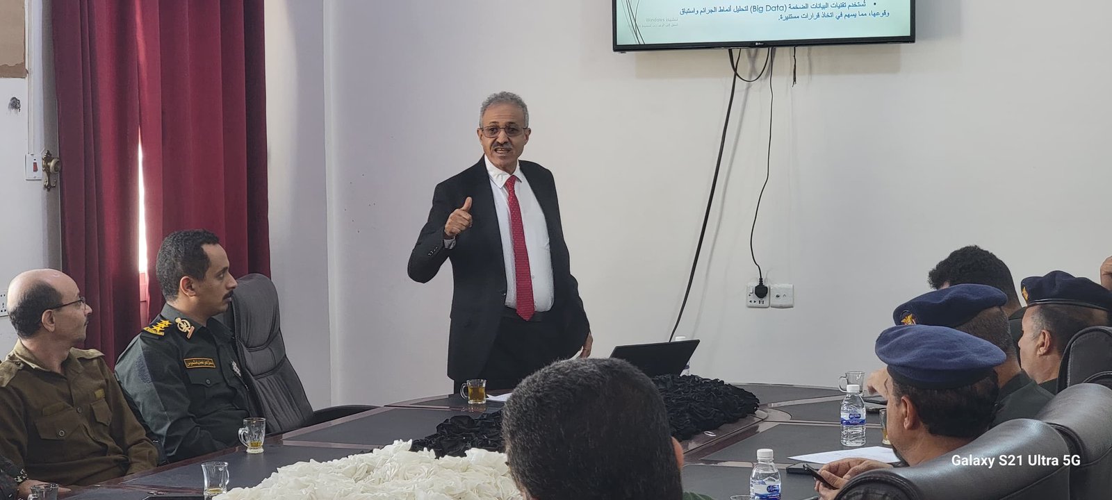 محاضرة توعوية في مجال الأمن الرقمي لمنتسبي ديوان وزارة الداخلية بسيئون Image