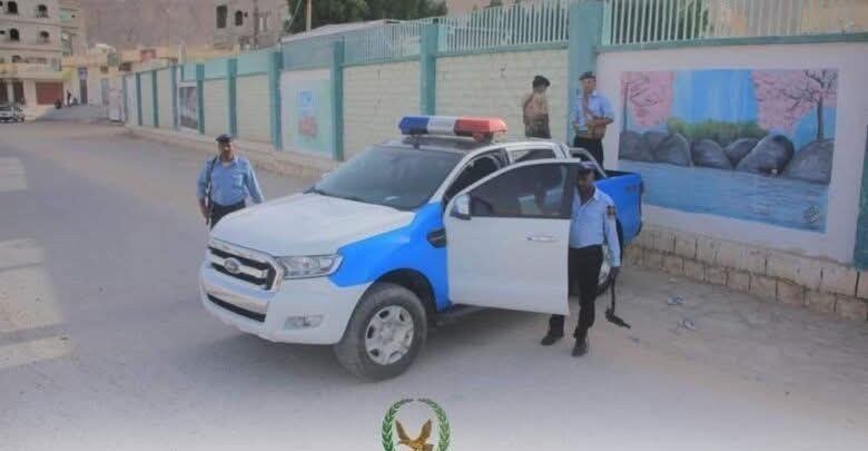 الشرطة السياحية بوادي حضرموت تضبط عددًا من المطلوبين ومتعاطي المخدرات بسيئون Image