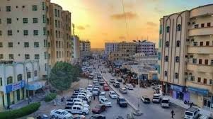 خفر السواحل يسلم البحث الجنائي بالمهرة عصابة تهريب أسلحة لمليشيات الحوثي Image