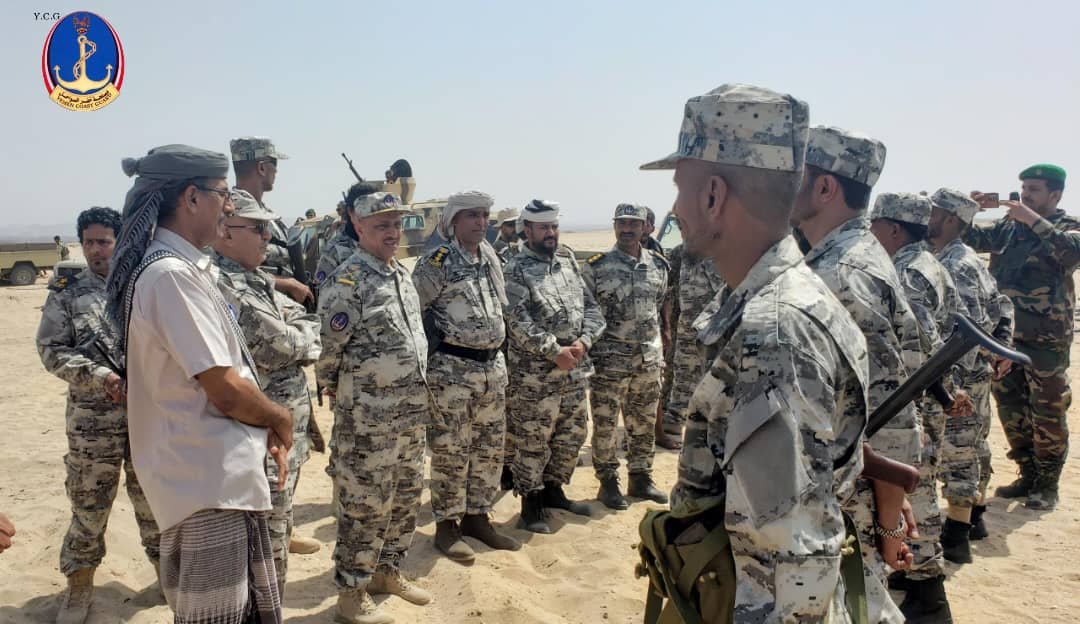 رئيس مصلحة خفر السواحل يبحث مع محافظ أبين سُبل دعم وتعزيز أداء وحدات خفر السواحل بالمحافظة Image