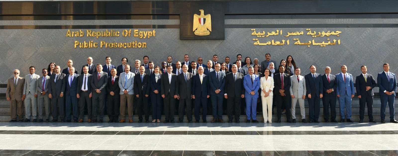 النائب العام المصري يلتقي وفد بلادنا والوفود المشاركة في ورشة العمل الإقليمية حول مكافحة الإرهاب.  Image