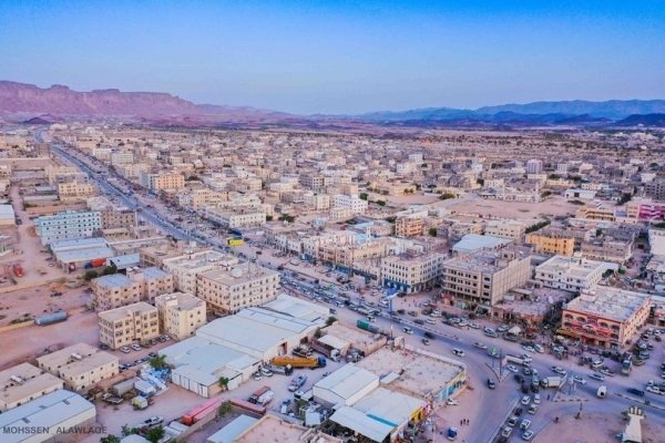 العبث بالسلاح يؤدي إلى وفاة شاب في مدينة عتق بشبوة Image