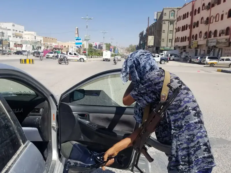ضبط 52 متهما ومشتبها بقضايا وجرائم جنائية مختلفة أمس  Image
