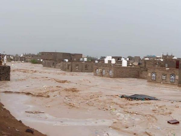 سيول الامطار بمأرب تخلف أضرار في ممتلكات المواطنين Image