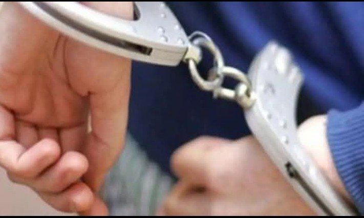 ضبط متهما بمقاومة الحملة الامنية  وإطلاق النار على أفرادها بمحافظة تعز Image