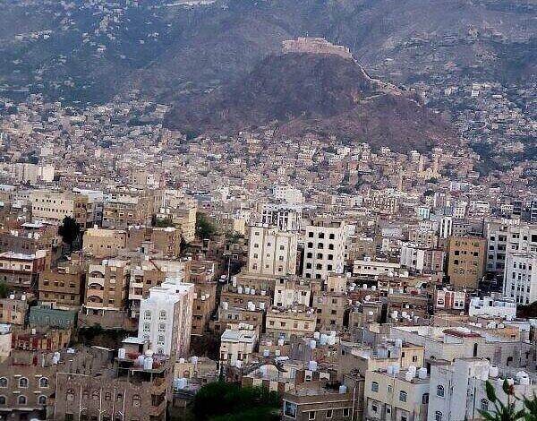 شرطة تعز تضبط مطلوبين أمنياً في قضايا جنائية تعود لسنوات سابقة Image
