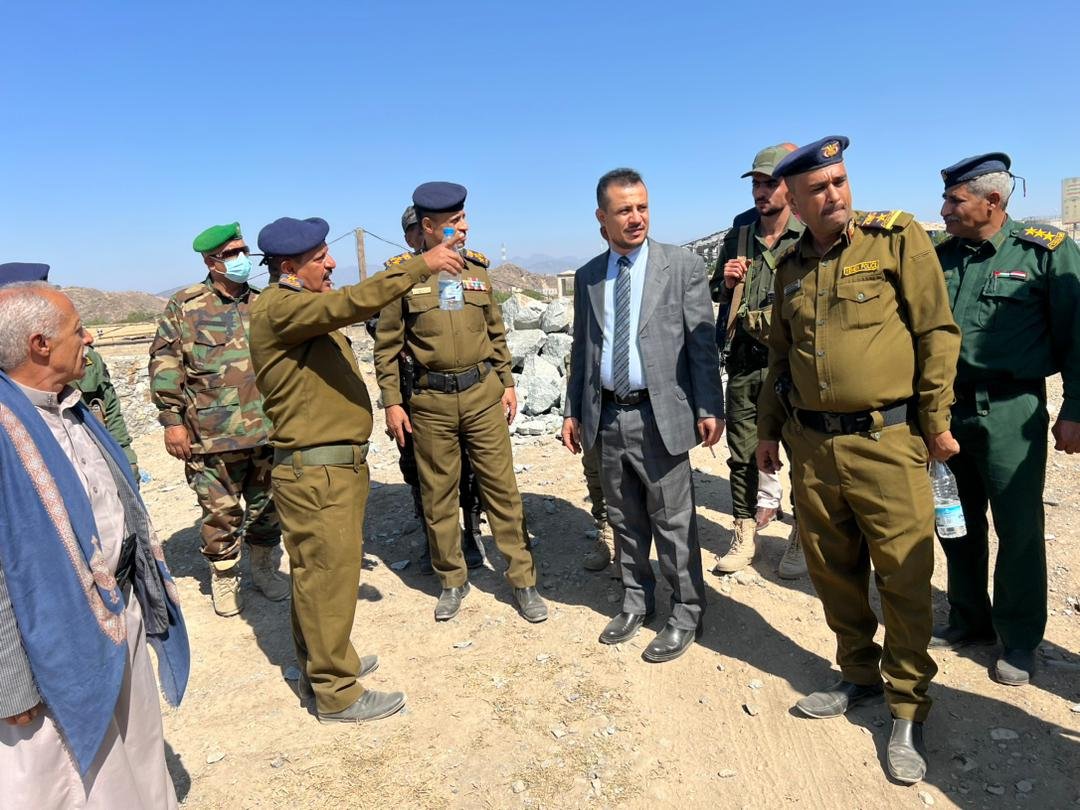 لجنة من مصلحة التأهيل والإصلاح تزور السجن المركزي بتعز  Image