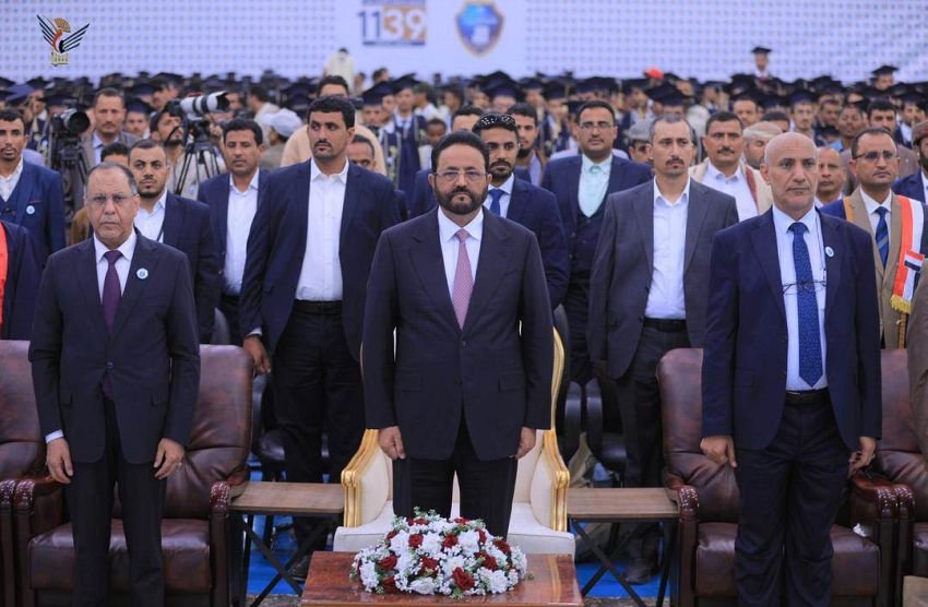 العرادة يشهد حفل تخرج 1139 طالباً وطالبة من جامعة إقليم سبأ Image
