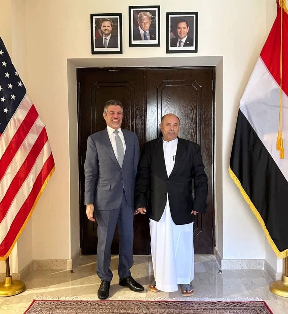 محافظ حضرموت يستعرض مع السفير الأمريكي تطورات المشهد الوطني وسبل ترسيخ دعائم الأمن Image