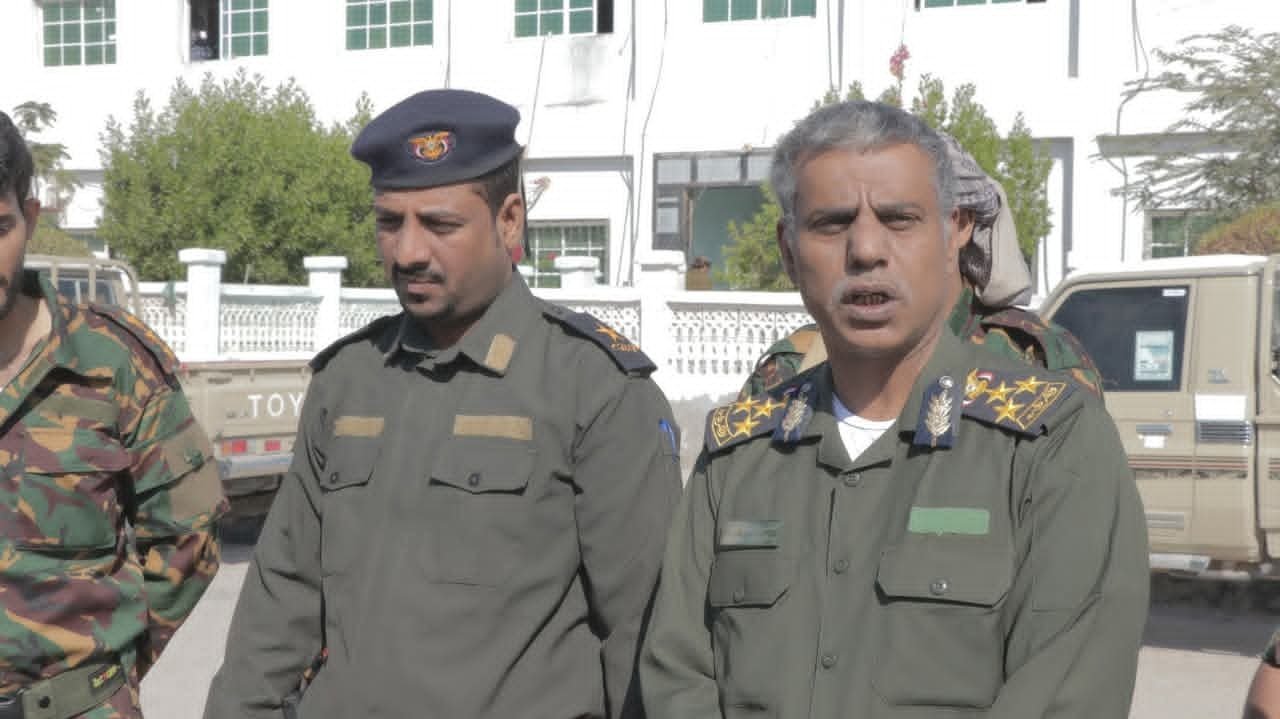 مدير عام الأمن والشرطة بالمهرة يشيد بجهود قوات الأمن الخاص في تأمين منفذ شحن الحدودي Image