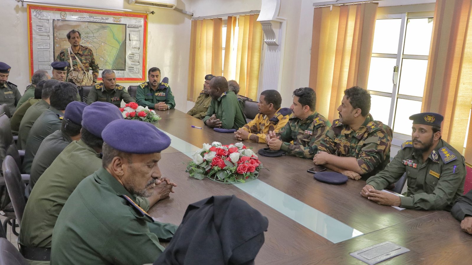 اجتماعً أمني موسع لشرطة المهرة  يؤكد برفع الجاهزية خلال شهر رمضان Image