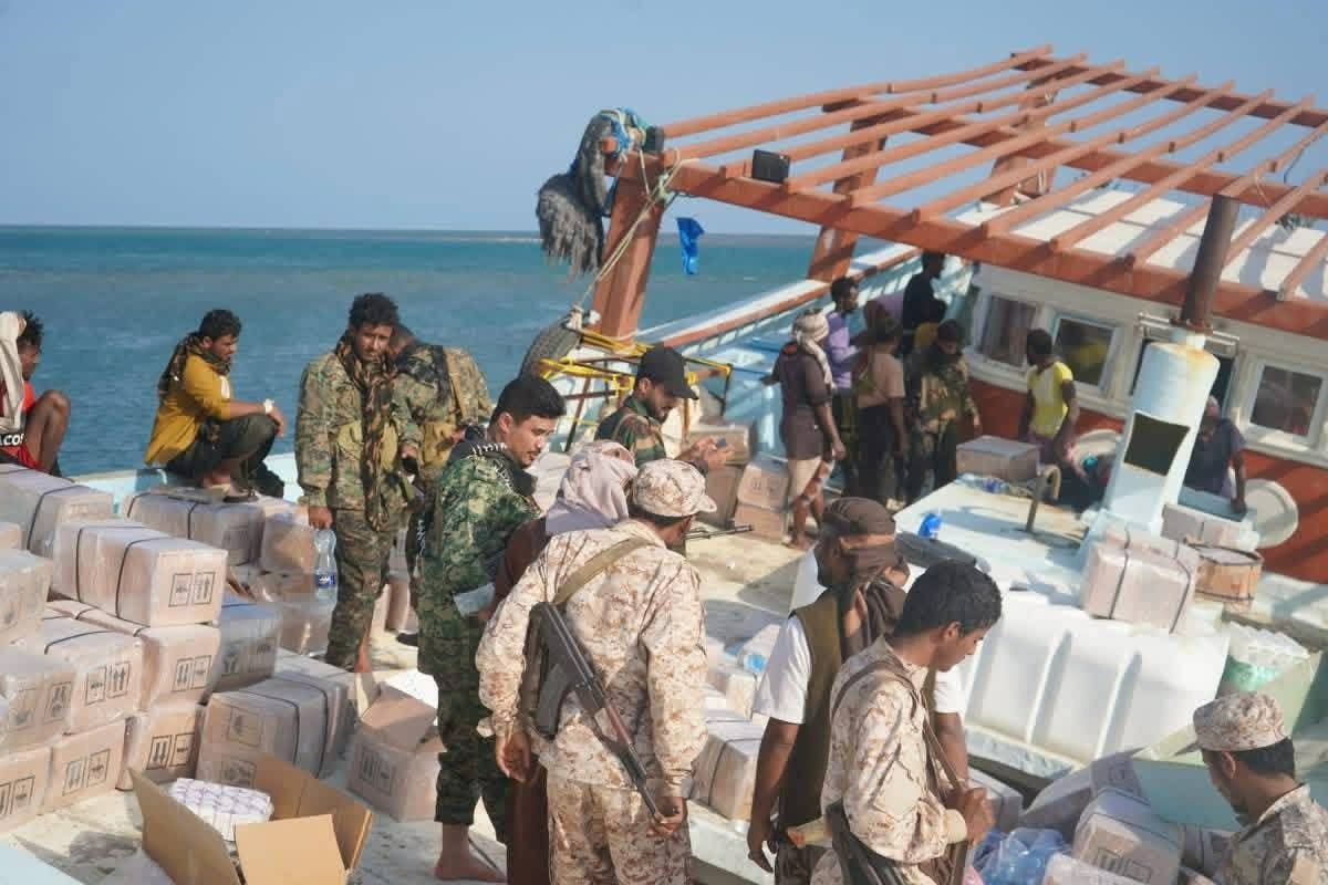 مدير عام مكافحة المخدرات يطّلع على ضبطية رأس العارة ويشيد بجهود الحملة الأمنية Image