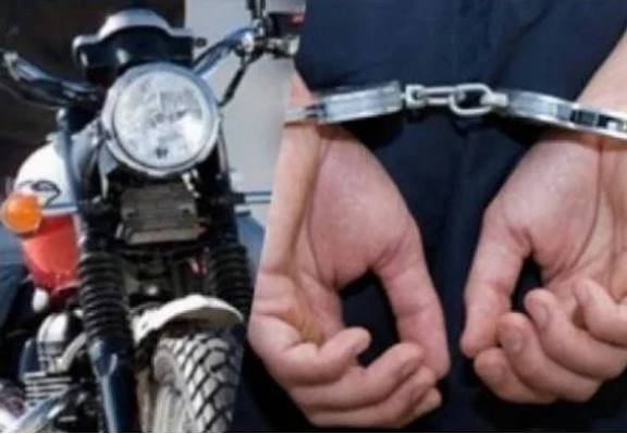 شرطة تريم تستعيد دراجتين ناريتين مسروقتين وتضبط متهماً بحيازته مادة الشبو Image