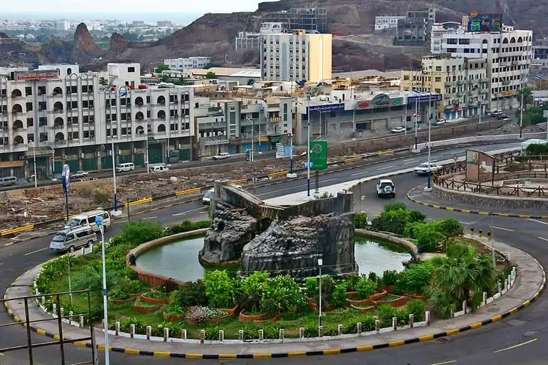 احتراق عيادة طبية في خور مكسر بعدن دون وقوع إصابات Image