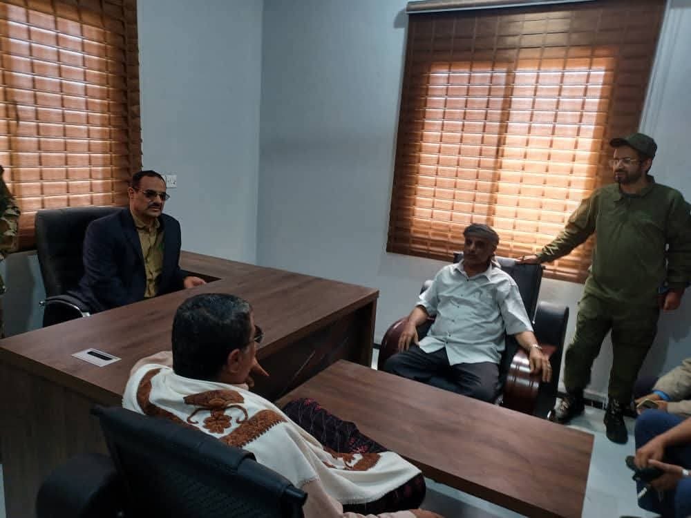 مدير عام شرطة الضالع يتفقد عدد من الوحدات الأمنية ويؤكد تعزيز الجاهزية والانضباط Image