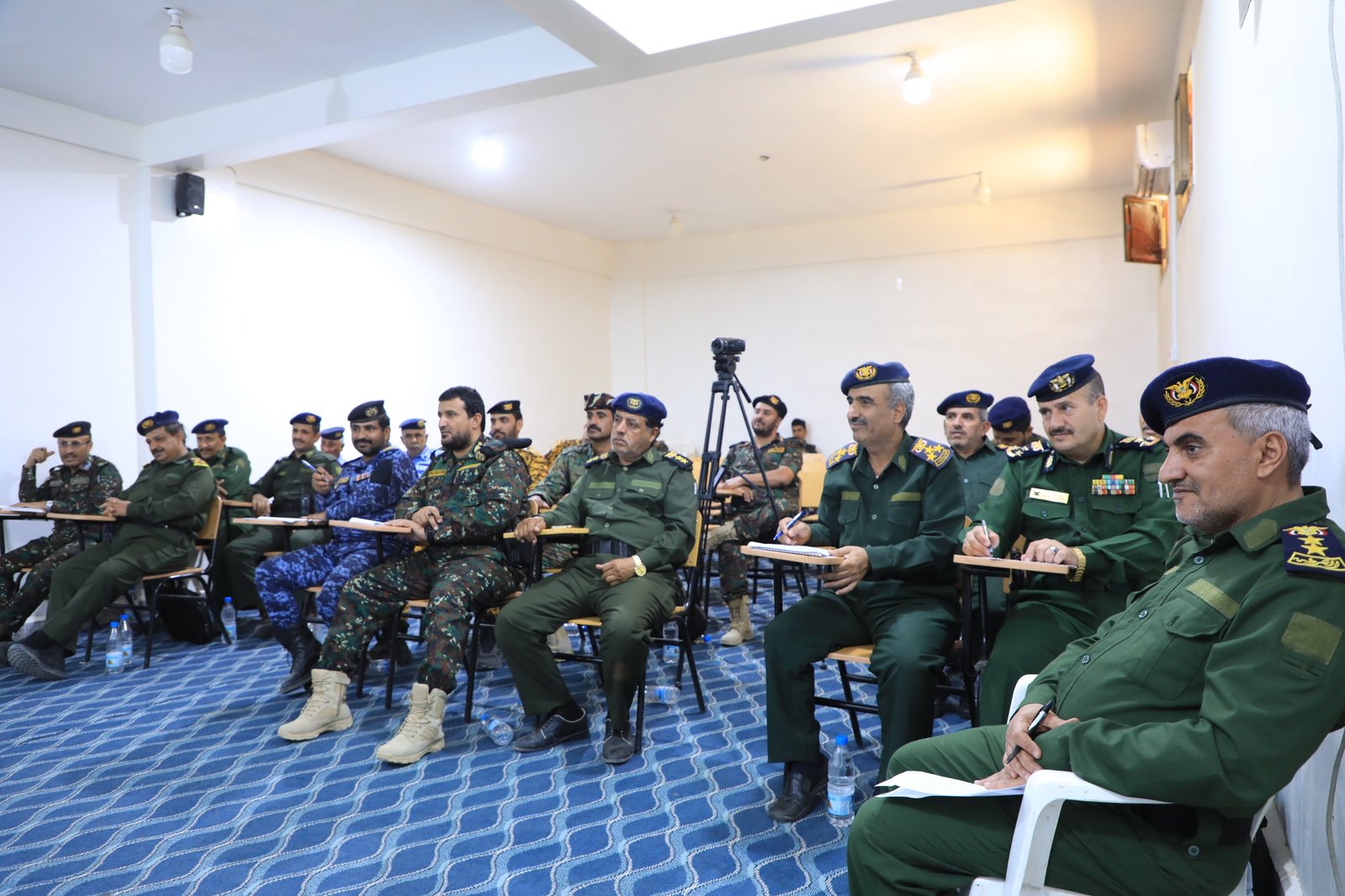 إدارة التوجيه المعنوي تنفذ برنامجًا توجيهيًا للقيادات الأمنية الإدارية والميدانية بشرطة مأرب Image