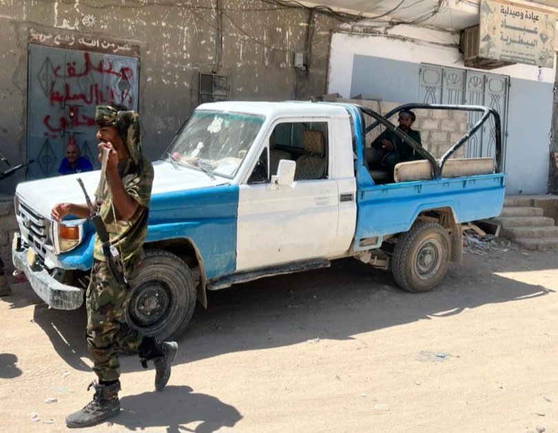 شرطة سيئون تنفذ حملة لتفتيش محلات الخردة لرصد المخالفات وتعزيز إجراءات السلامة Image