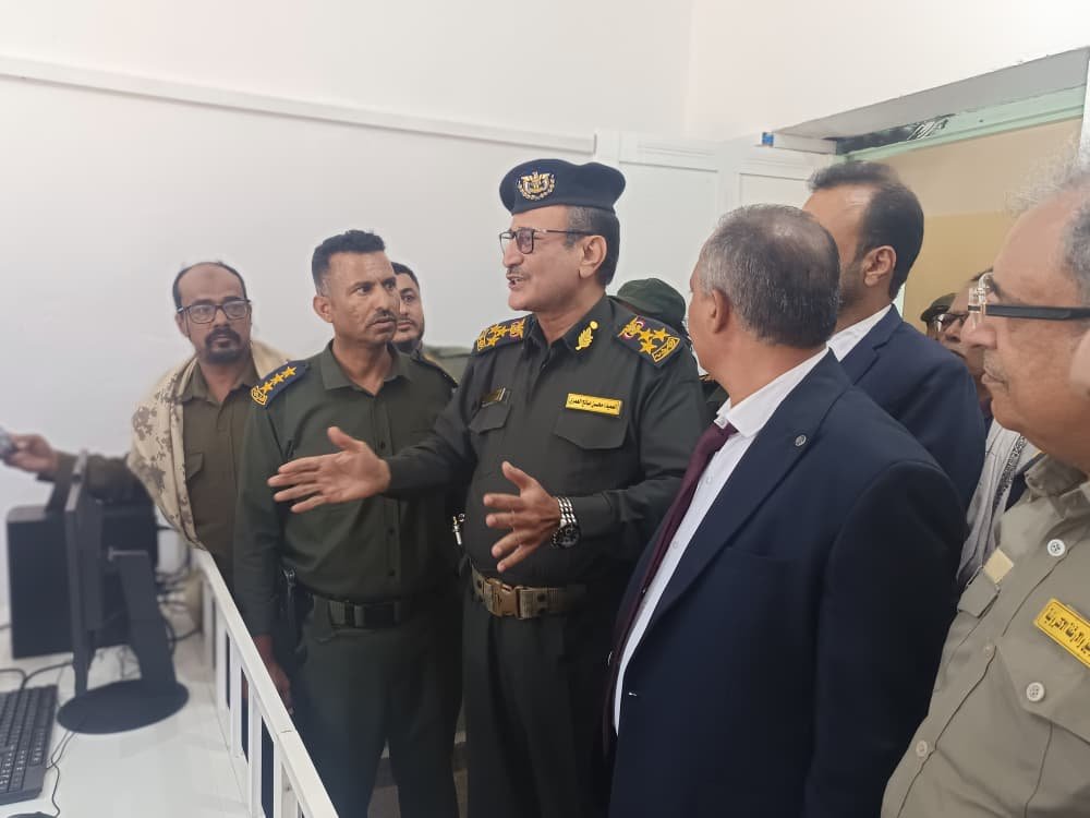 الوكيل العمري يفتتح فرع للأحوال المدنية بمديرية المفلحي بمحافظة لحج  Image