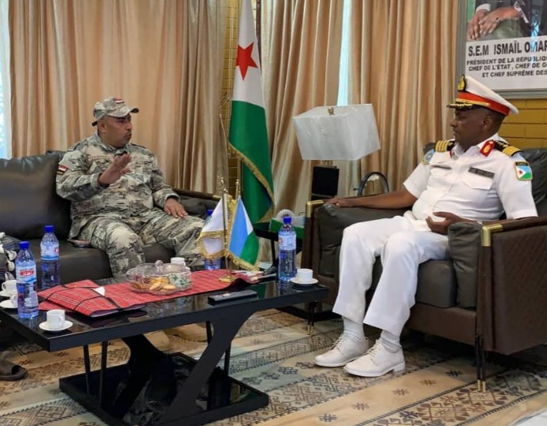 خفر السواحل اليمنية والجيبوتية تبحثان تعزيز التنسيق الأمني في البحر الأحمر وباب المندب Image