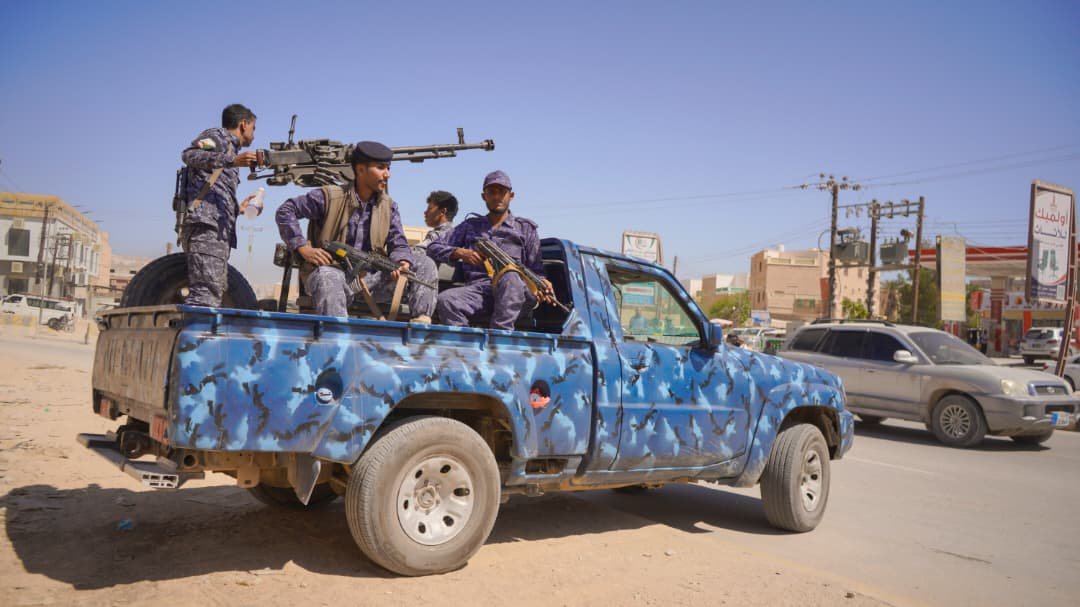 مكافحة المخدرات بوادي وصحراء حضرموت تضبط شخصاً بحوزته مواد مخدرة بسيئون Image