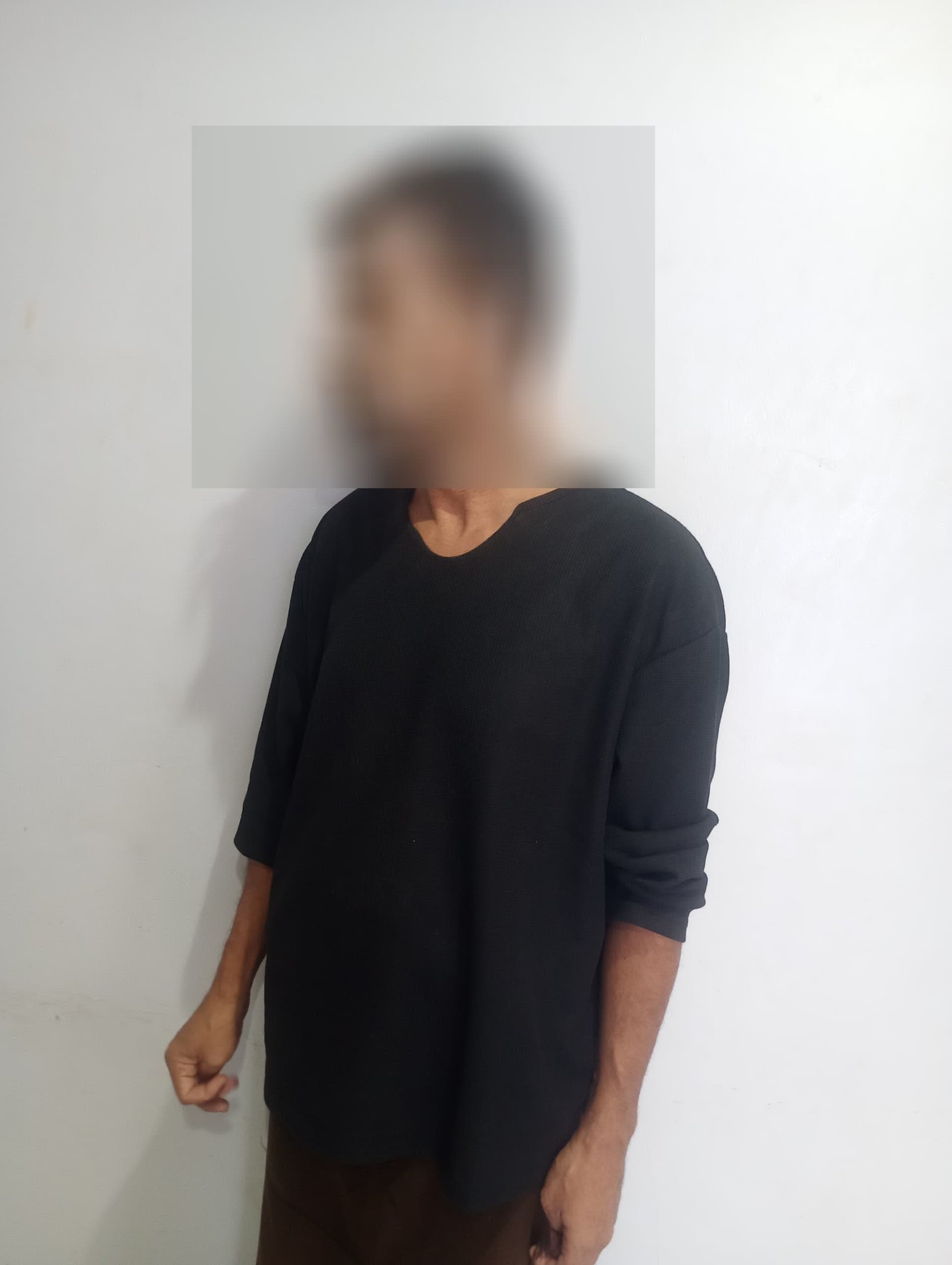 شرطة البريقة تضبط شخصا متهما بقضايا ابتزاز إلكتروني Image