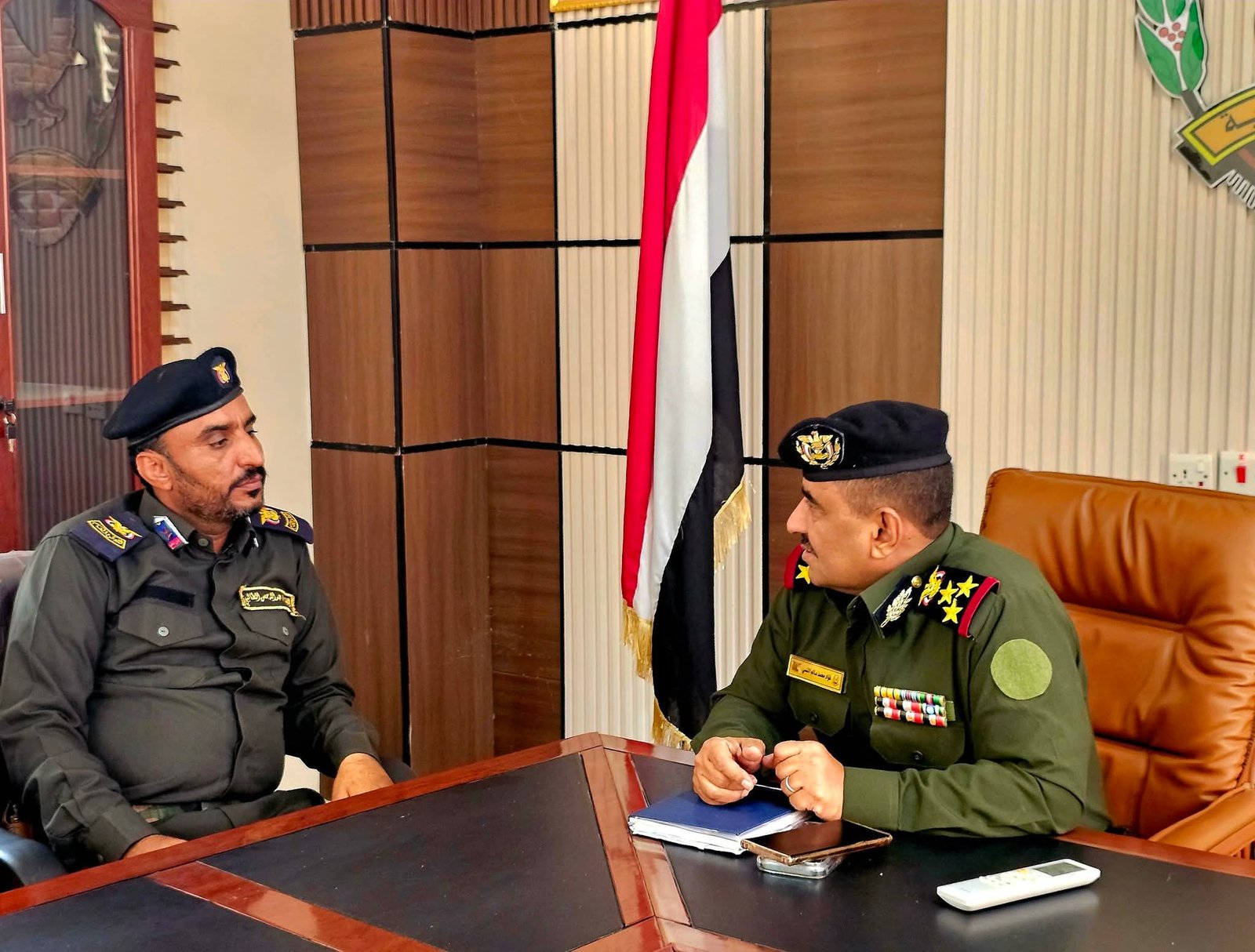 العميد النسي يناقش المستجدات الأمنية ورفع الجاهزية مع مدير شرطة جردان Image