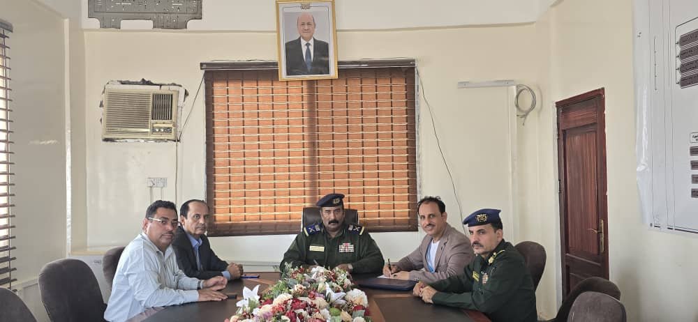 وكيل وزارة الداخلية يبحث مع برنامج الأمم المتحدة الإنمائي تعزيز التعاون لتطوير قدرات الدفاع المدني Image