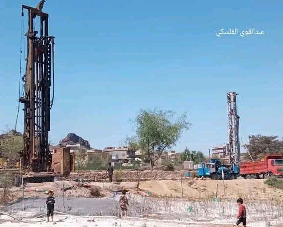 مدير شرطة الضالع ينفذ نزولاً ميدانياً إلى مريس لإنهاء الحفر العشوائي للآبار ويتفقد قسم شرطة مريس Image