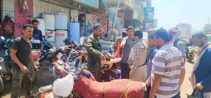 شرطة مريس تنفذ حملة أمنية لإزالة العشوائيات وتنظيم الحركة المرورية في سوق الجبارة Image