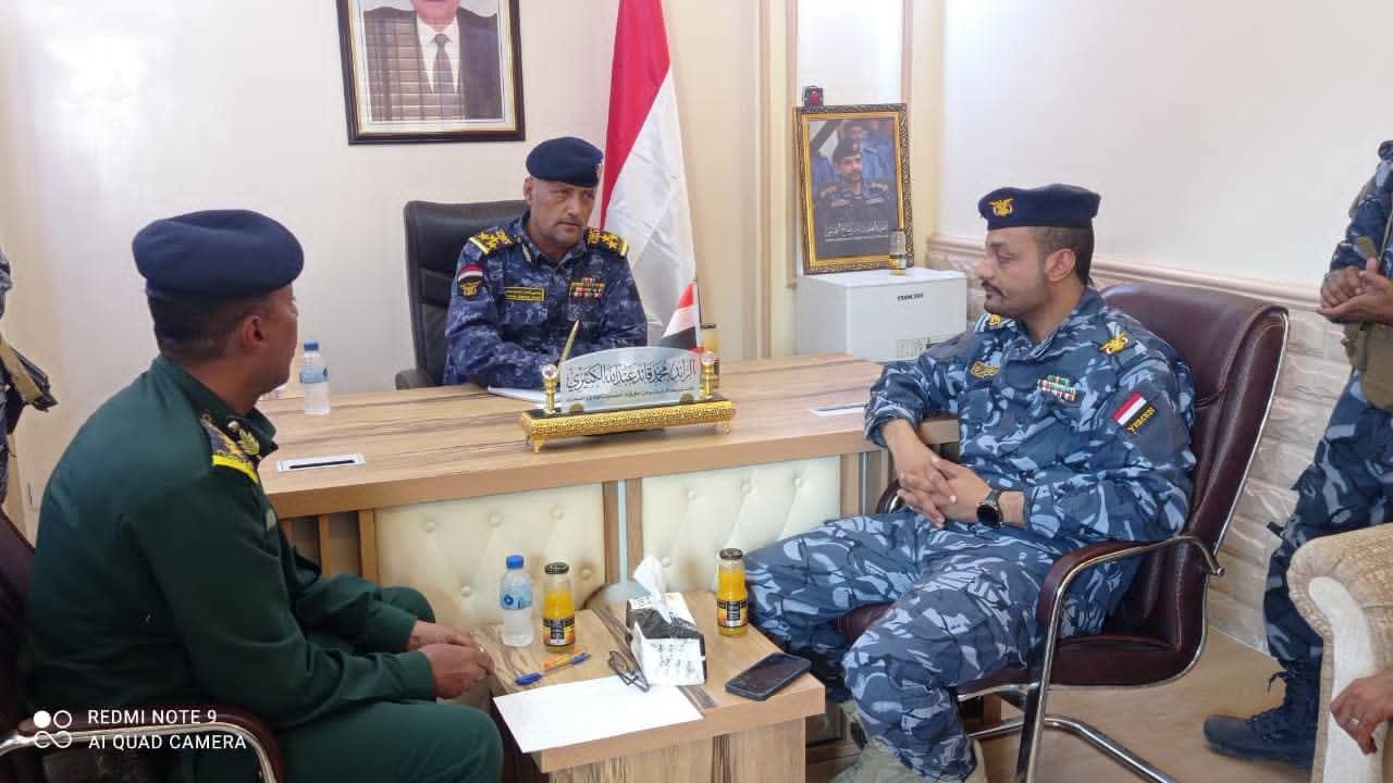 مدير عام شرطة الدوريات وأمن الطرق يتفقد سير العمل بفرع وادي وصحراء حضرموت Image